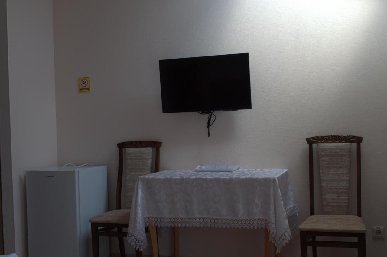 Guest House 12 Mesyatsev Τσορνομόρσκ Εξωτερικό φωτογραφία