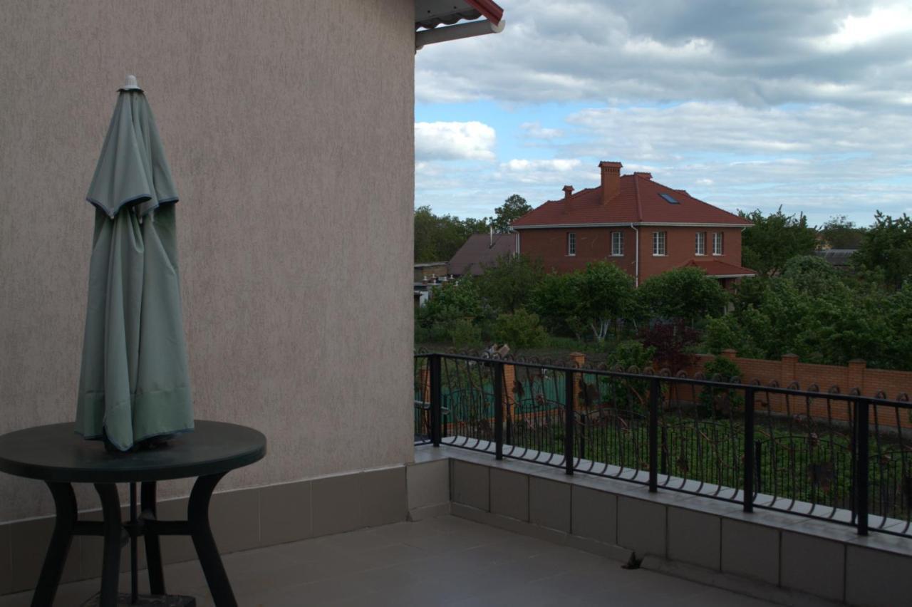Guest House 12 Mesyatsev Τσορνομόρσκ Εξωτερικό φωτογραφία