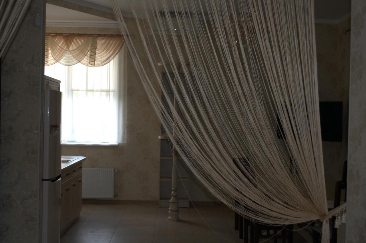 Guest House 12 Mesyatsev Τσορνομόρσκ Εξωτερικό φωτογραφία