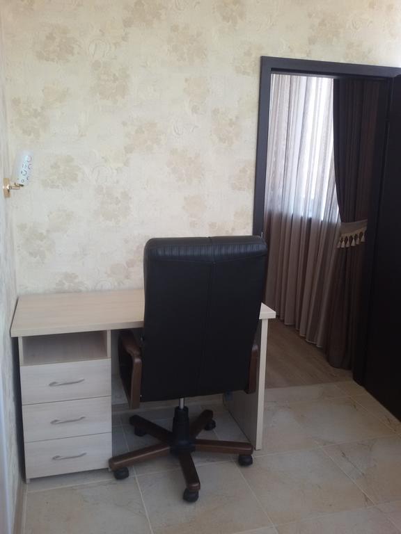 Guest House 12 Mesyatsev Τσορνομόρσκ Εξωτερικό φωτογραφία